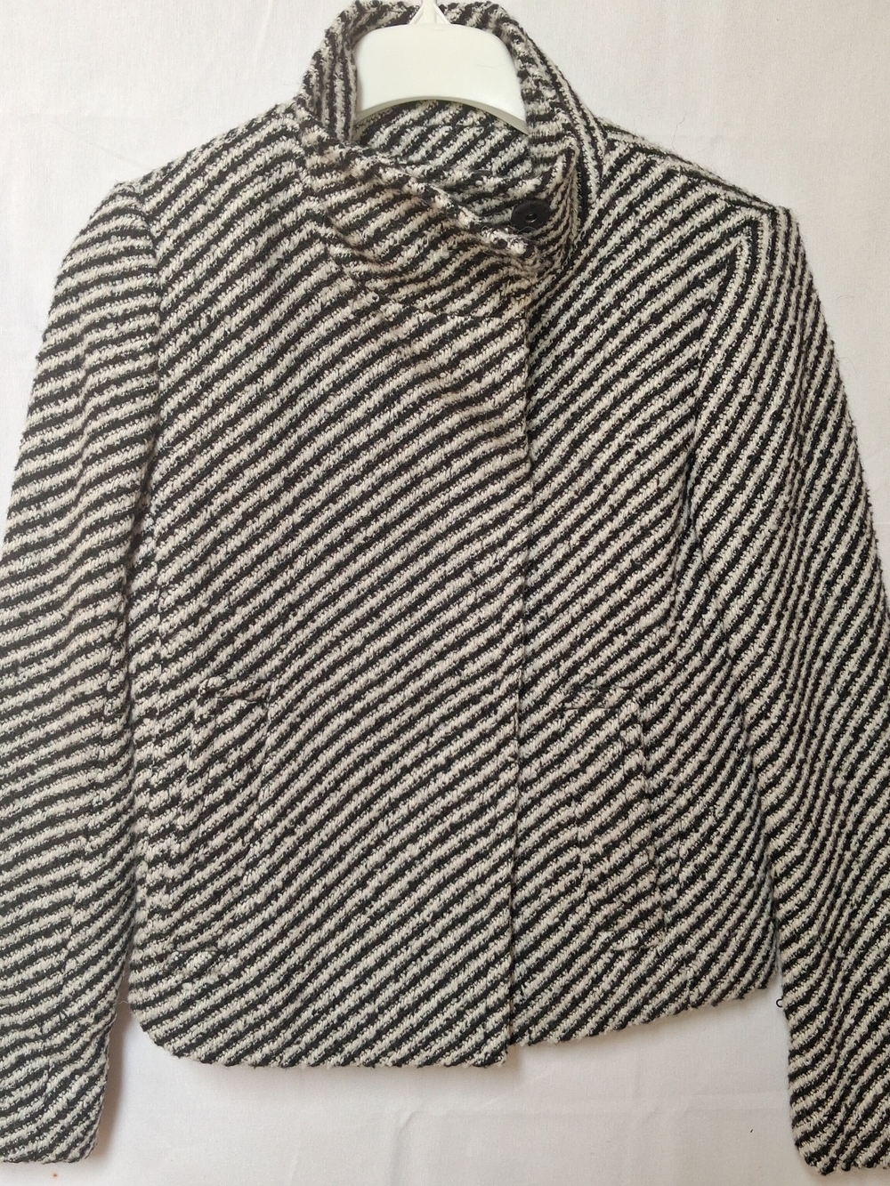 Ann Taylor XXS Black White Diagonal Stripe Tweed Funnel Neck‎ Cropped Jacket NWT